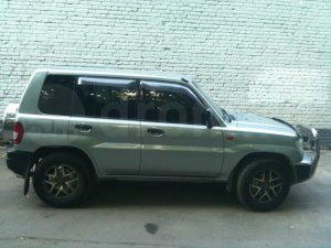 MITSUBISHI Pajero Io