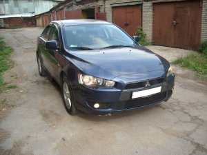 MITSUBISHI Lancer