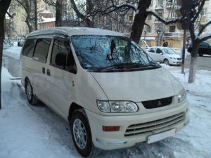 MITSUBISHI Delica