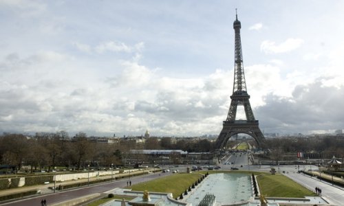 Символ Парижа - Эйфелева башня - станет музыкальным инструментом