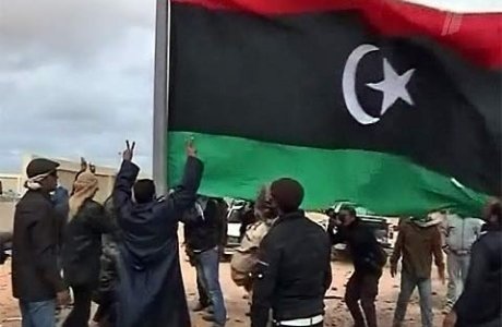 Оппозиция Ливии отвергла предложение Каддафи о перемирии