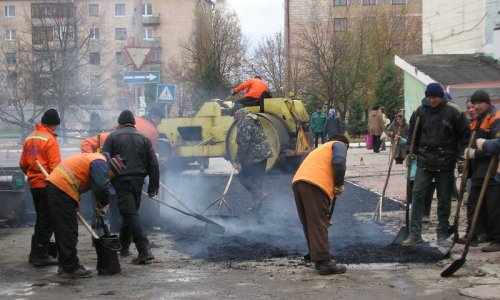 Собянин объявил об удвоении финансирования ремонта дорог