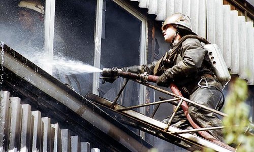 Пожар в многоэтажке на севере Москвы