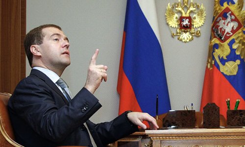 Медведев выступил против государственного капитализма и возвращения к пятил ...