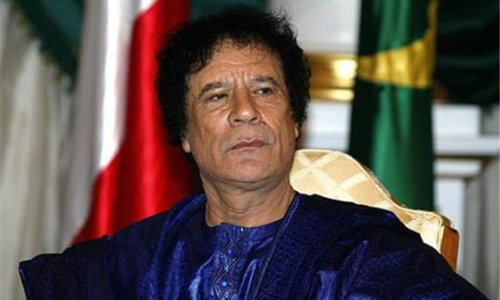 Каддафи улетит из Триполи через две недели