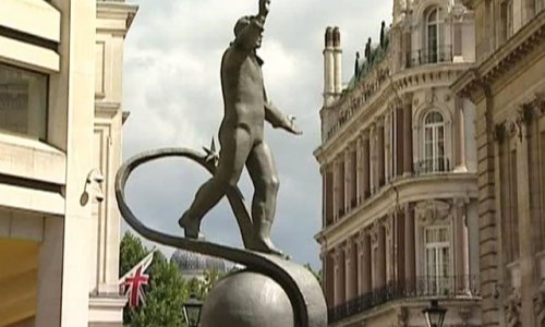 Памятник Юрию Гагарину открыт в Лондоне