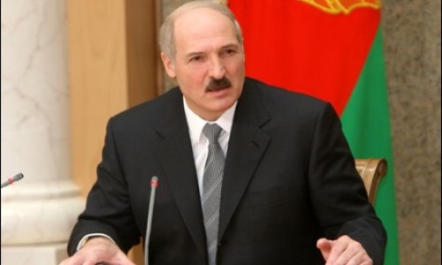Лукашенко освободил от должности главу нацбанка