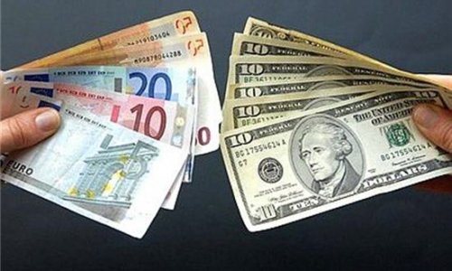 Курс рубля к доллару и евро вырос