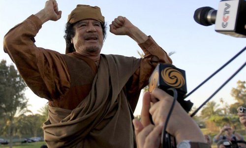Муамар Каддафи потребовал от жителей Триполи «спасти город»