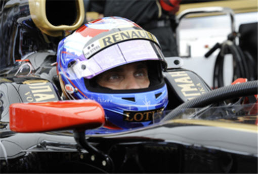 Виталий Петров сошел с дистанции на этапе ЧМ «Формула-1»