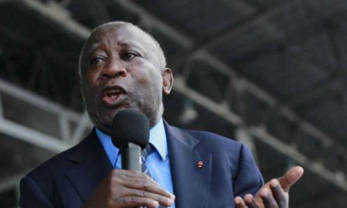 В Кот-д'Ивуаре Лоран Гбагбо предстанет перед судьями Международного уголов ...