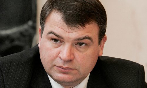 Министр обороны Анатолий Сердюков обеспечил голосование за «Единую Россию» в армии