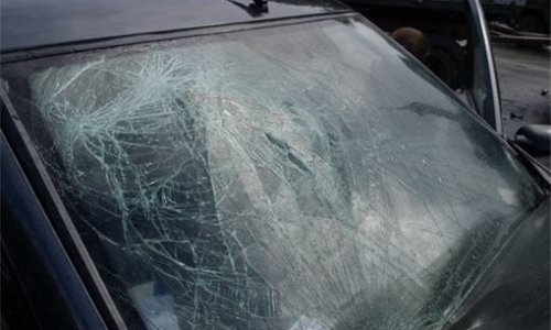 Столкновении легковой машины с грузовиком в Башкирии две женщины погибли