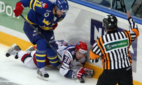 Чешские и российские хоккеисты разыграют в Москве второе место