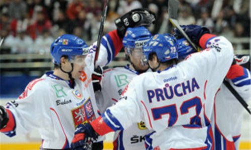 Хоккеисты сборной России проиграли команде Чехии