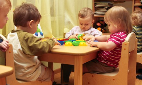 В Москве в 2011 году малышам возвращены 34 детских сада