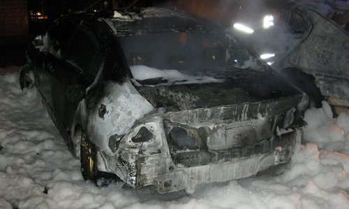 Три иномарки сгорели минувшей ночью в Москве