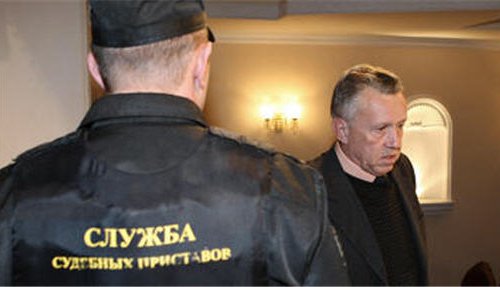 Капитана сухогруза «Арбат» Юрия Тучина суд оштрафовал на 130 тысяч рублей