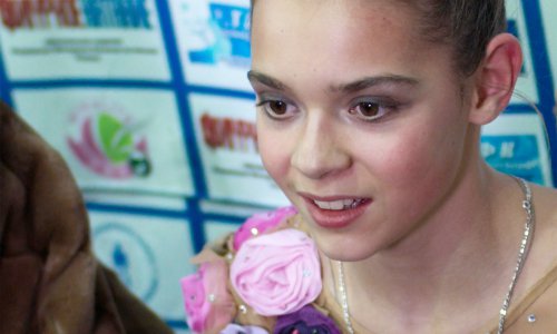 Аделина Сотникова в третий раз стала чемпионкой России по фигурному катанию
