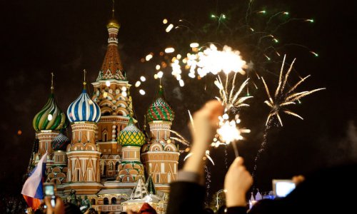 Москвичи смогут отпраздновать наступление 2012 года на центральных площадях ...