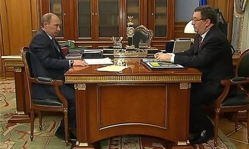 Сегодня Владимир Путин встретился с губернатором Тамбовской области Олегом  ...