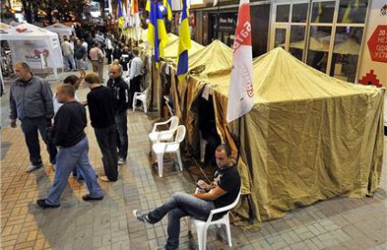 Сторонникам Тимошенко запретили сало и «боевой отряд» БЮТ
