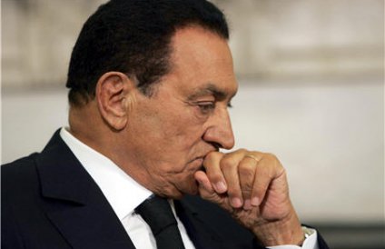 Прокуратура Египта требует приговорить Хосни Мубарака к смертной казни через повешение