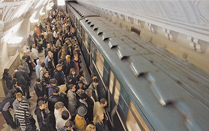 Сразу два самоубийства произошло во вторник в Московском метрополитене