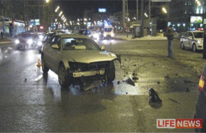Офицер спецслужбы протаранил два автомобиля в центре Москвы