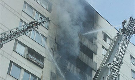 В Екатеринбурге сегодня в результате пожара три человека погибли, 15 были э ...