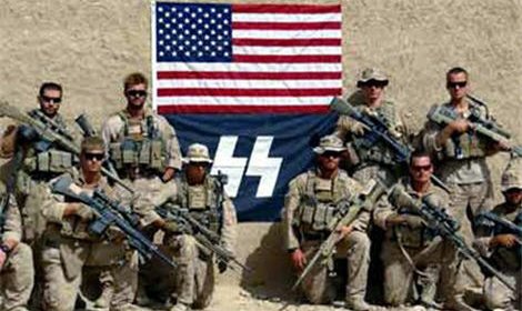 Американские снайперы в Афганистане позировали на фоне флага с символикой С ...