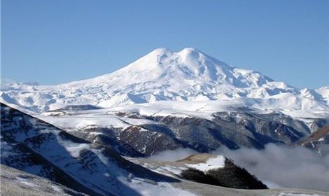 Поиски украинских альпинистов продолжаются на высоте 5 тысяч метров