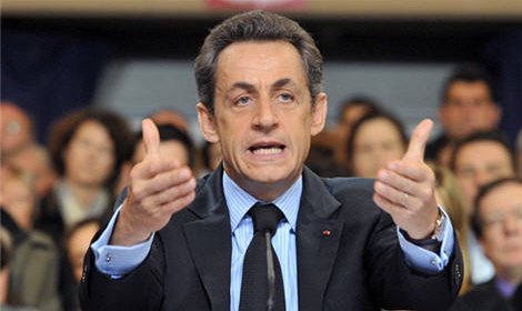 Николя Саркози отверг слухи о том, что лидер Муамар Каддафи финансировал пр ...