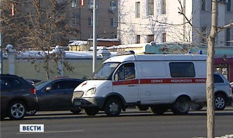В Москве водитель избил экипаж кареты скорой помощи