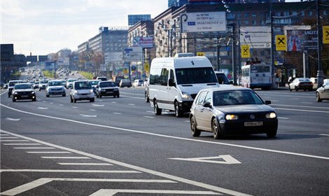 Московским водителям разрешат ездить по «выделенным полосам» начиная с апреля