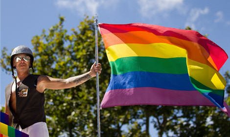 В Госдуму внесен законопроект о штрафах до полумиллиона рублей за пропаганду гомосексуализма