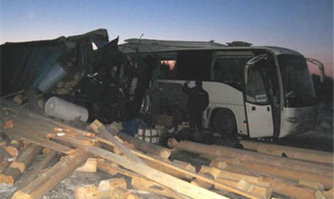 Столкновение грузовика и пассажирского автобуса в Нижегородской области