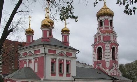 В подмосковной церкви Дмитрова ранили ножом подростка
