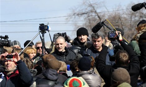 Сергей Удальцов в субботу ударил журналистку одного из местных СМИ
