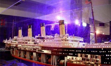 Австралийский горный магнат Клайв Палмер решил построить точную копию легендарного лайнера «Титаник-2»