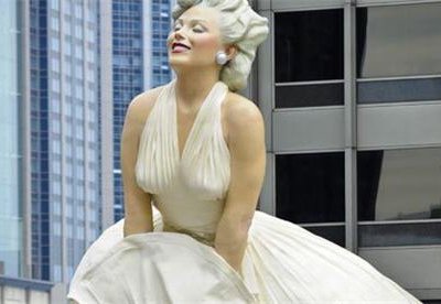Самая большая статуя Мэрилин Монро переезжает из Чикаго в Палм-Спрингс