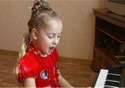 На детское «Евровидение-2012» может поехать Василиса Матвеева из Тюмени