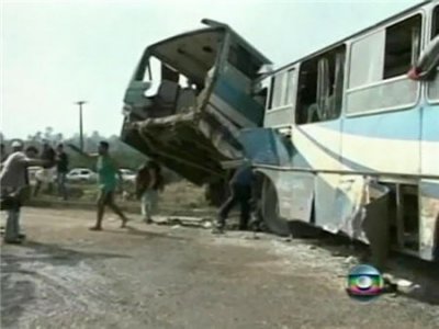 На Украине в аварии разбился микроавтобус с сотрудниками налоговой службы
