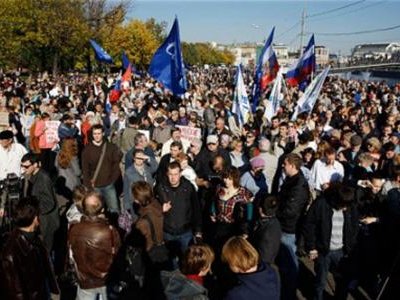 На 12 июня, День России, оппозиция подала заявку на проведение «Марша миллионов»