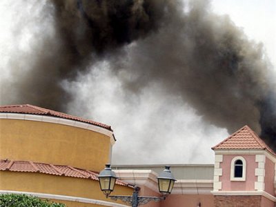 Пожар в торговом центре Дохи