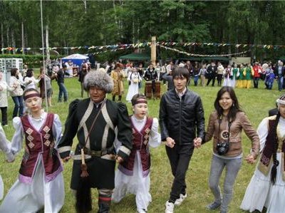 Жители Якутии отмечают национальный праздник Ысыах