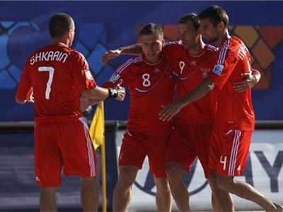 Сборная России по пляжному футболу обыграла швейцарцев со счётом 8:7