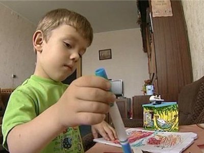 Ребенка с редкой болезнью в Калининграде отказываются признать инвалидом