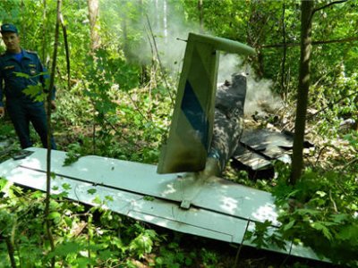 Незарегистрированный Ил-103 упал накануне в лесу около деревни Алеканово
