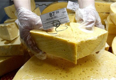 Роспотребнадзор не прекращает контроль за качеством украинских сыров
